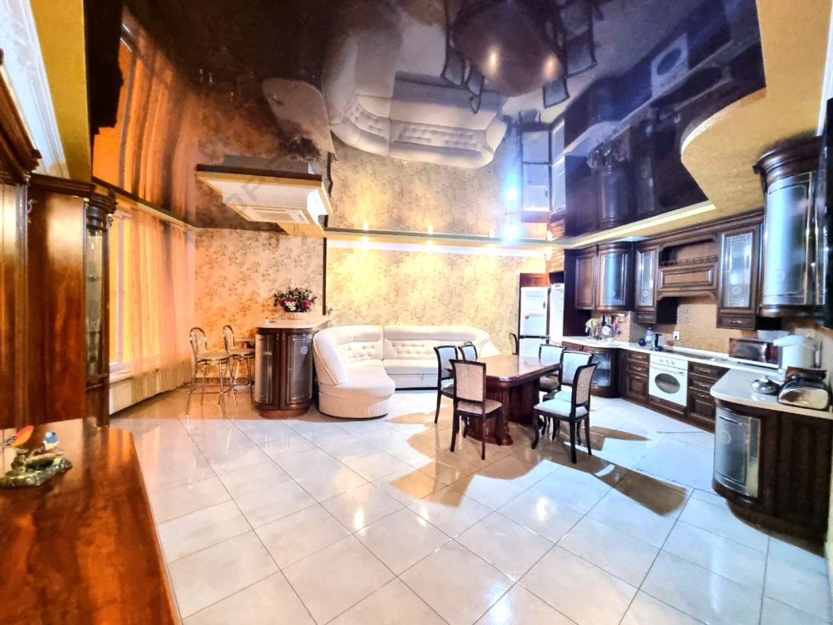 Купить 3-комнатную квартиру