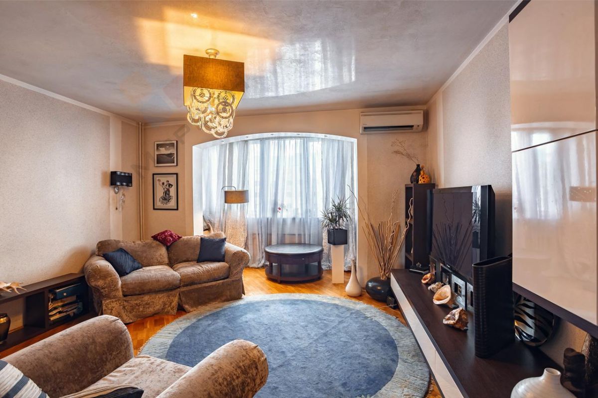 Купить 3-комнатную квартиру