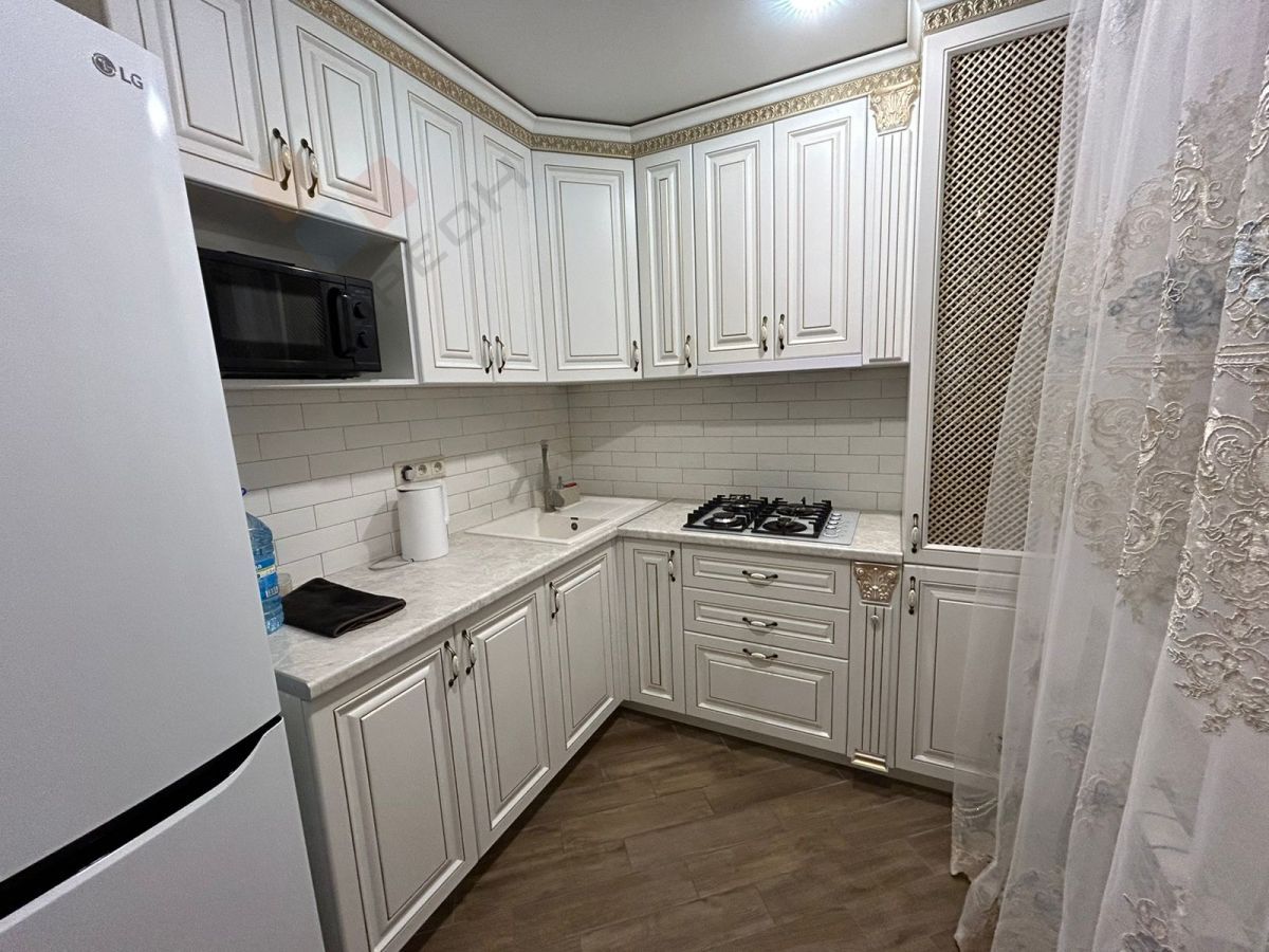 Купить 3-комнатную квартиру