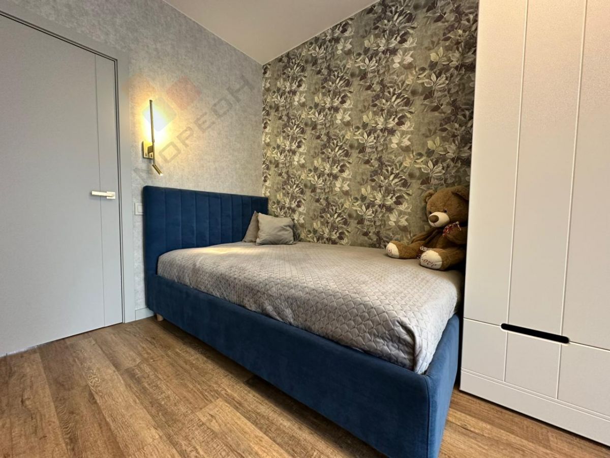 Купить 3-комнатную