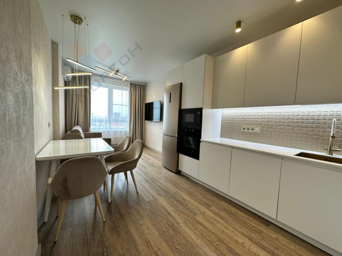 Купить 3-комнатную