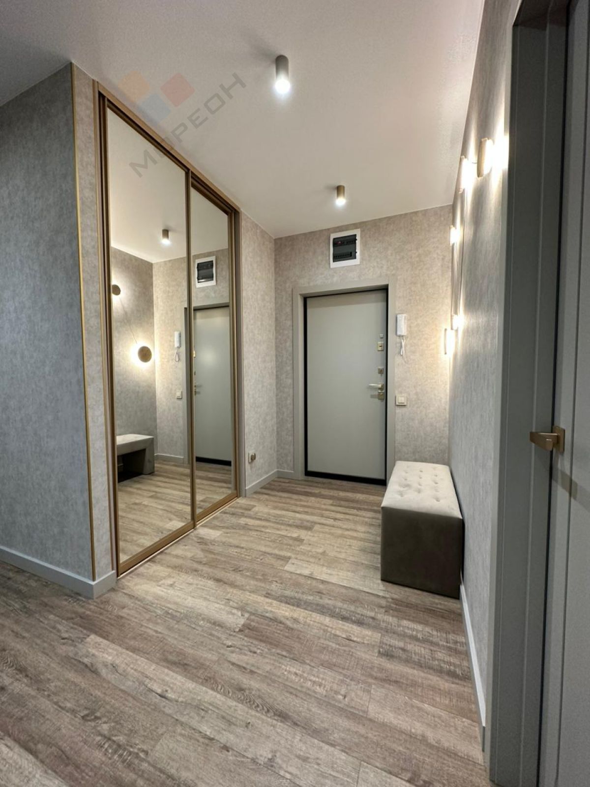 Купить 3-комнатную