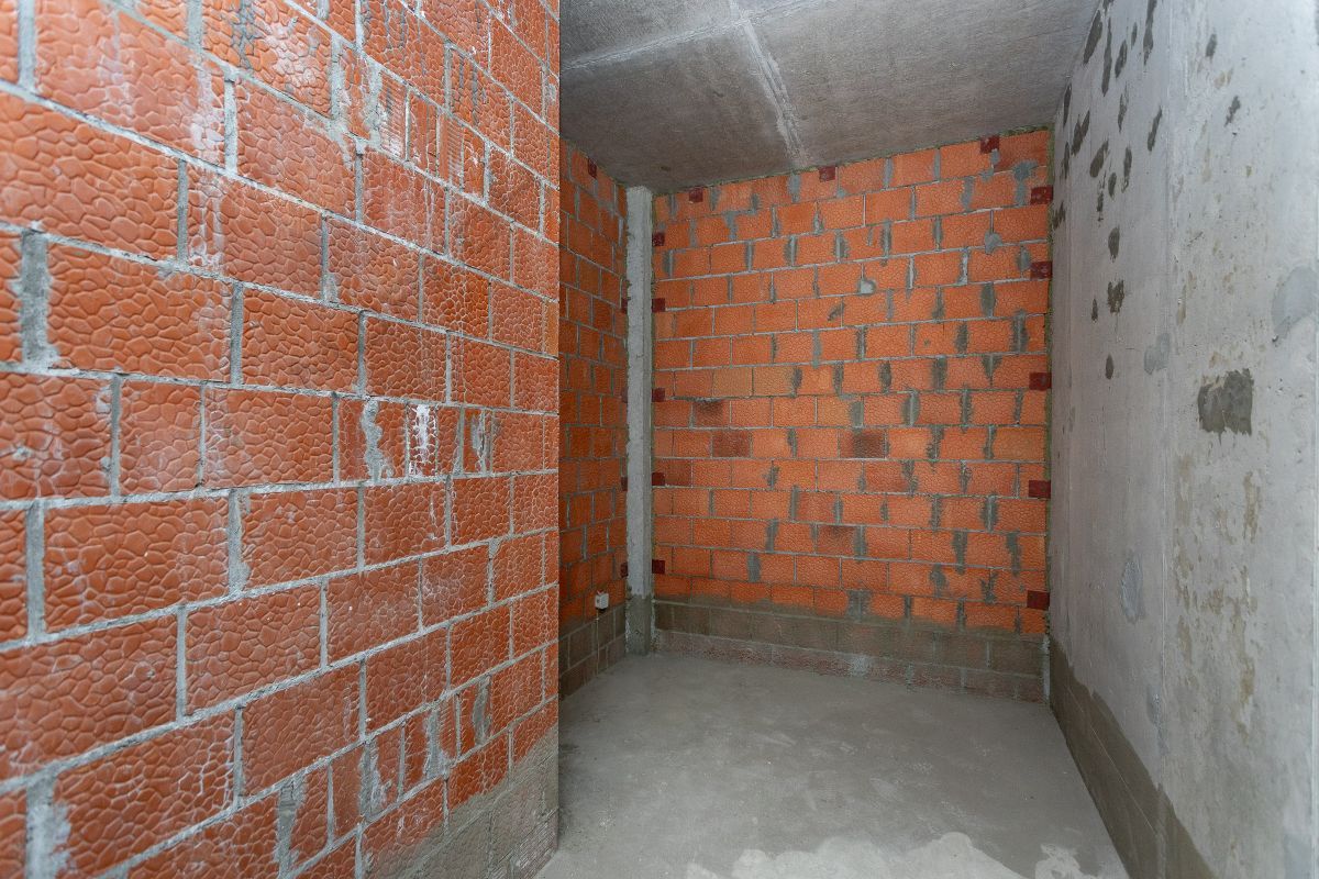 Купить 5-комнатную