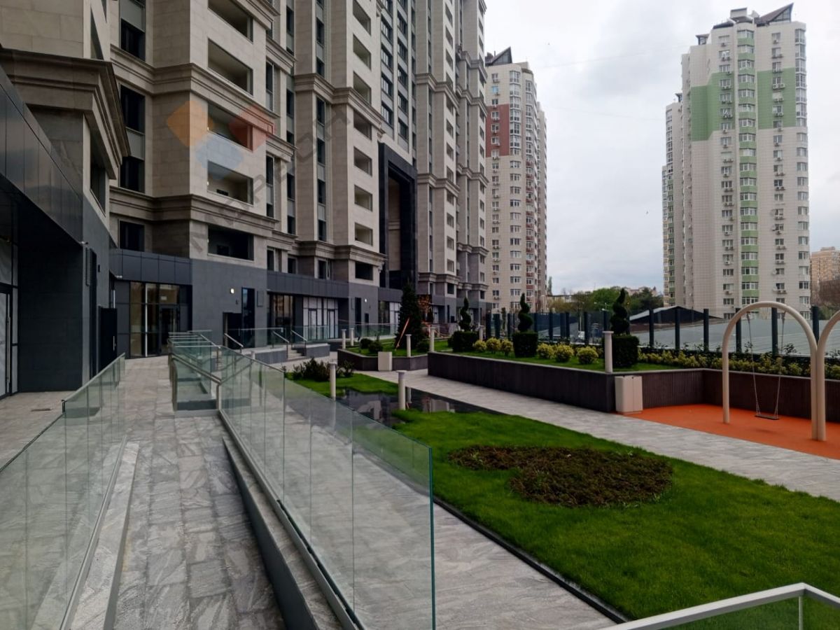 Купить 3-комнатную квартиру