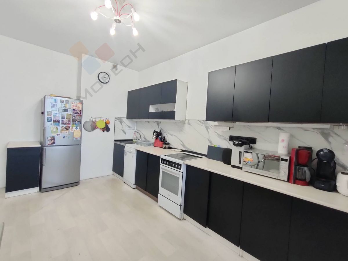 Купить 3-комнатную квартиру