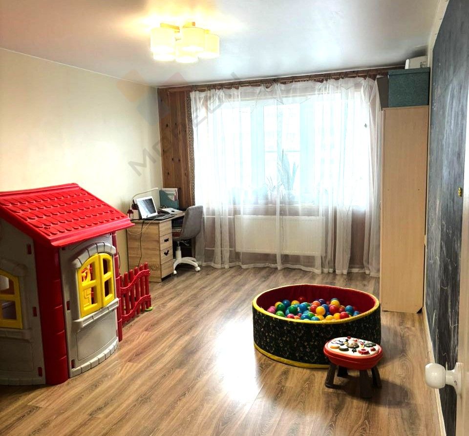 Купить 3-комнатную квартиру