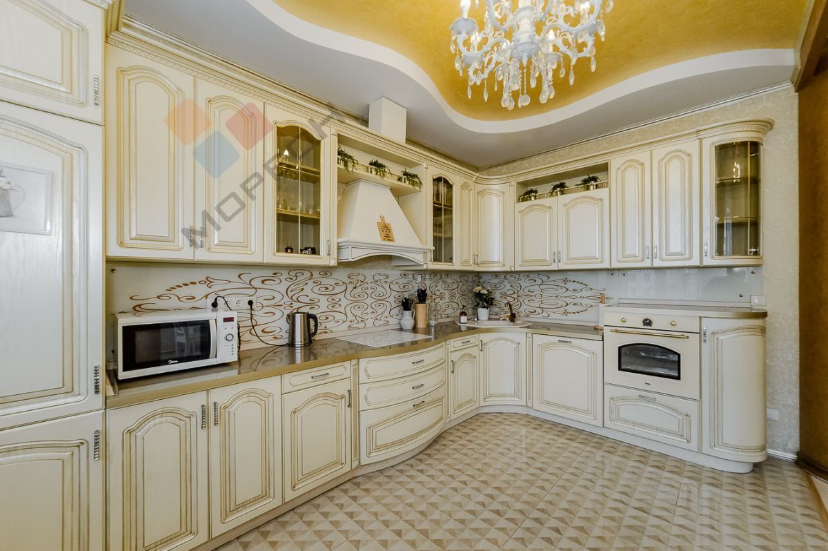 Купить 4-комнатную