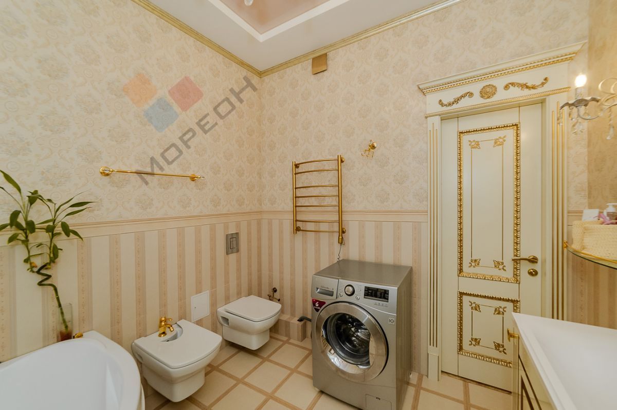 Купить 4-комнатную