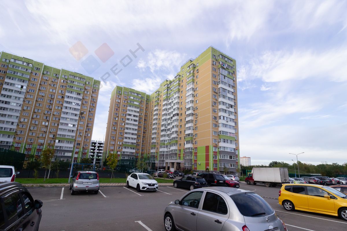 Купить 3-комнатную