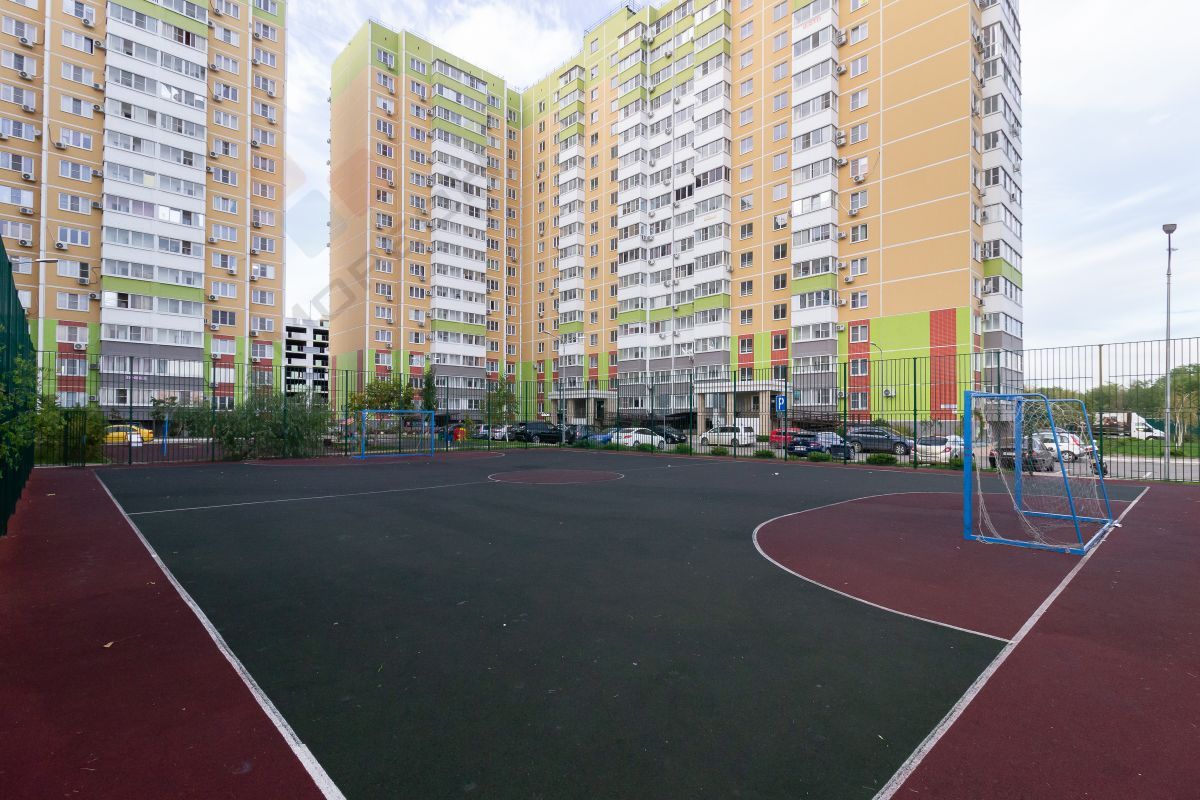 Купить 3-комнатную