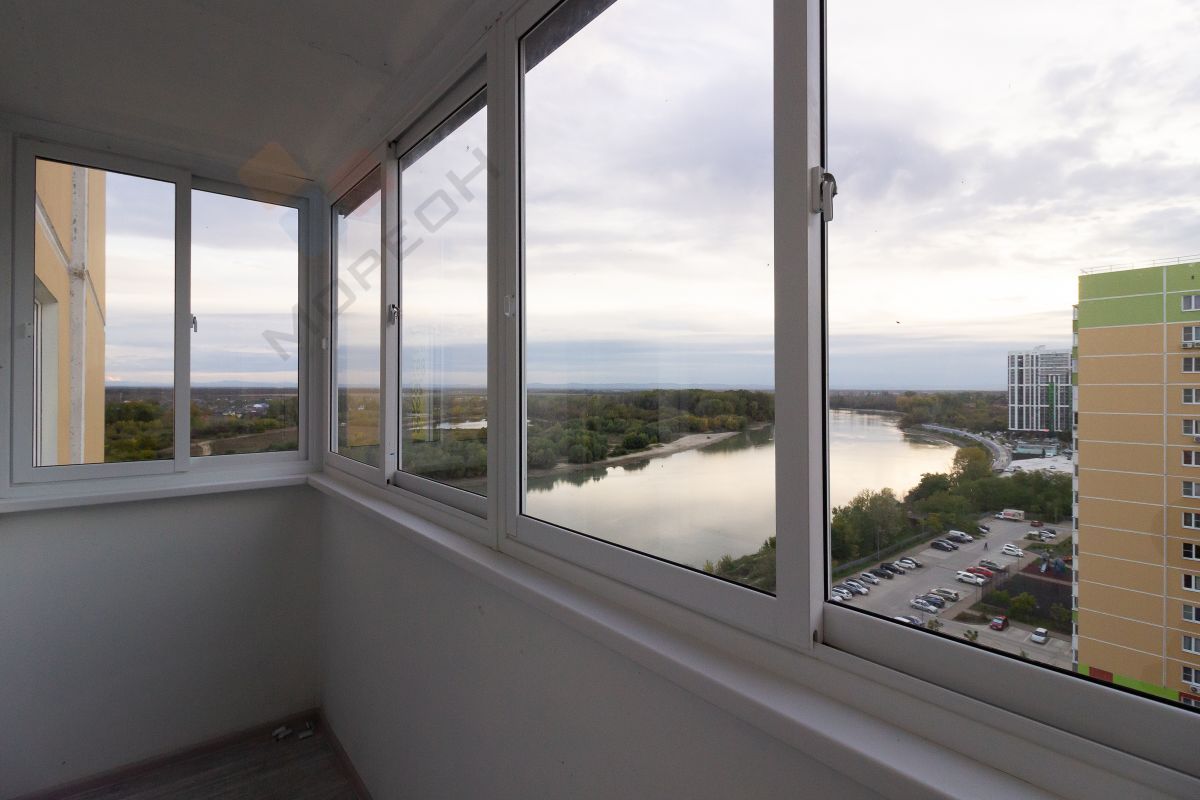 Купить 3-комнатную