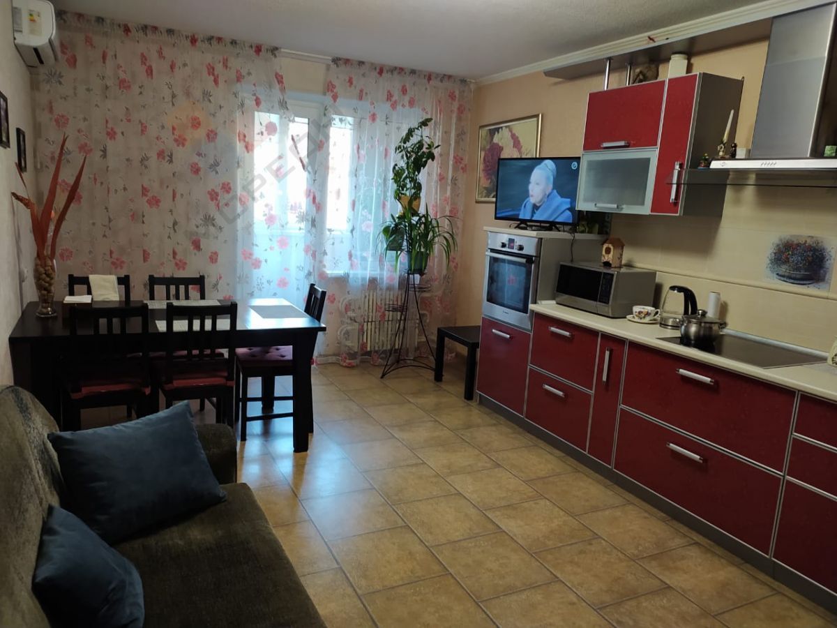 Купить 3-комнатную квартиру