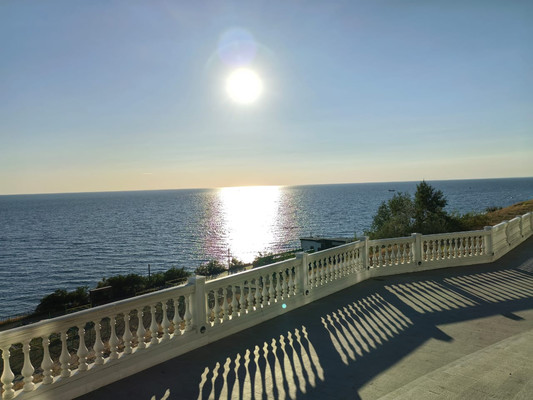 Купить  отель