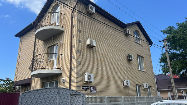 Купить  отель