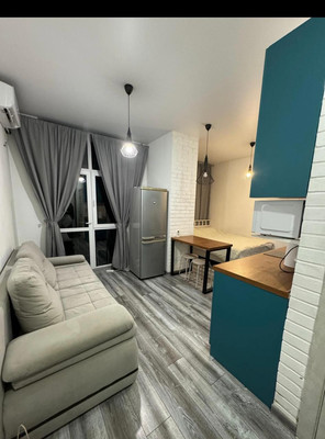 Купить --комнатную квартиру