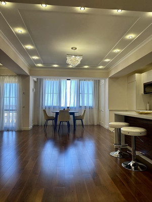 Купить 3-комнатную квартиру