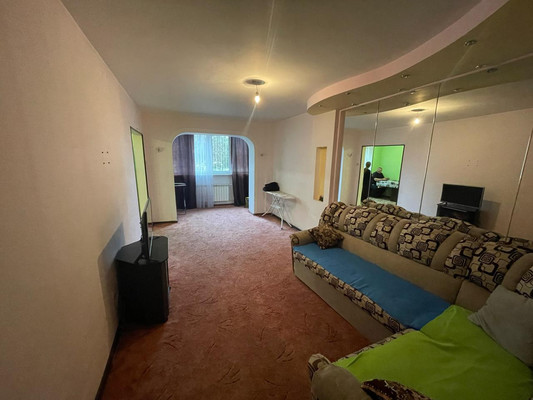 Купить 3-комнатную квартиру