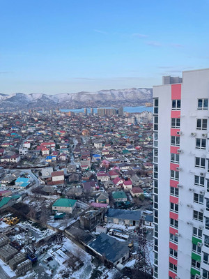 Купить --комнатную квартиру