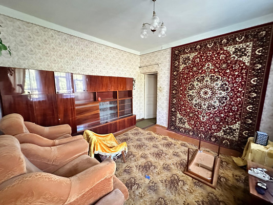 Купить 4-комнатную квартиру