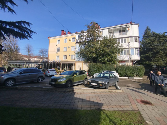 Купить 3-комнатную квартиру