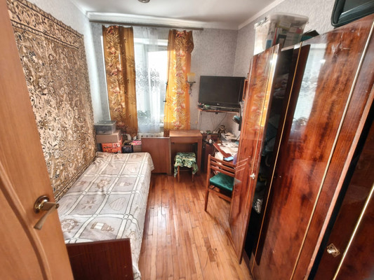 Купить 4-комнатную квартиру