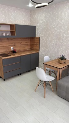 Купить --комнатную квартиру