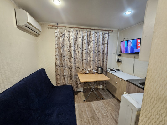 Купить --комнатную квартиру